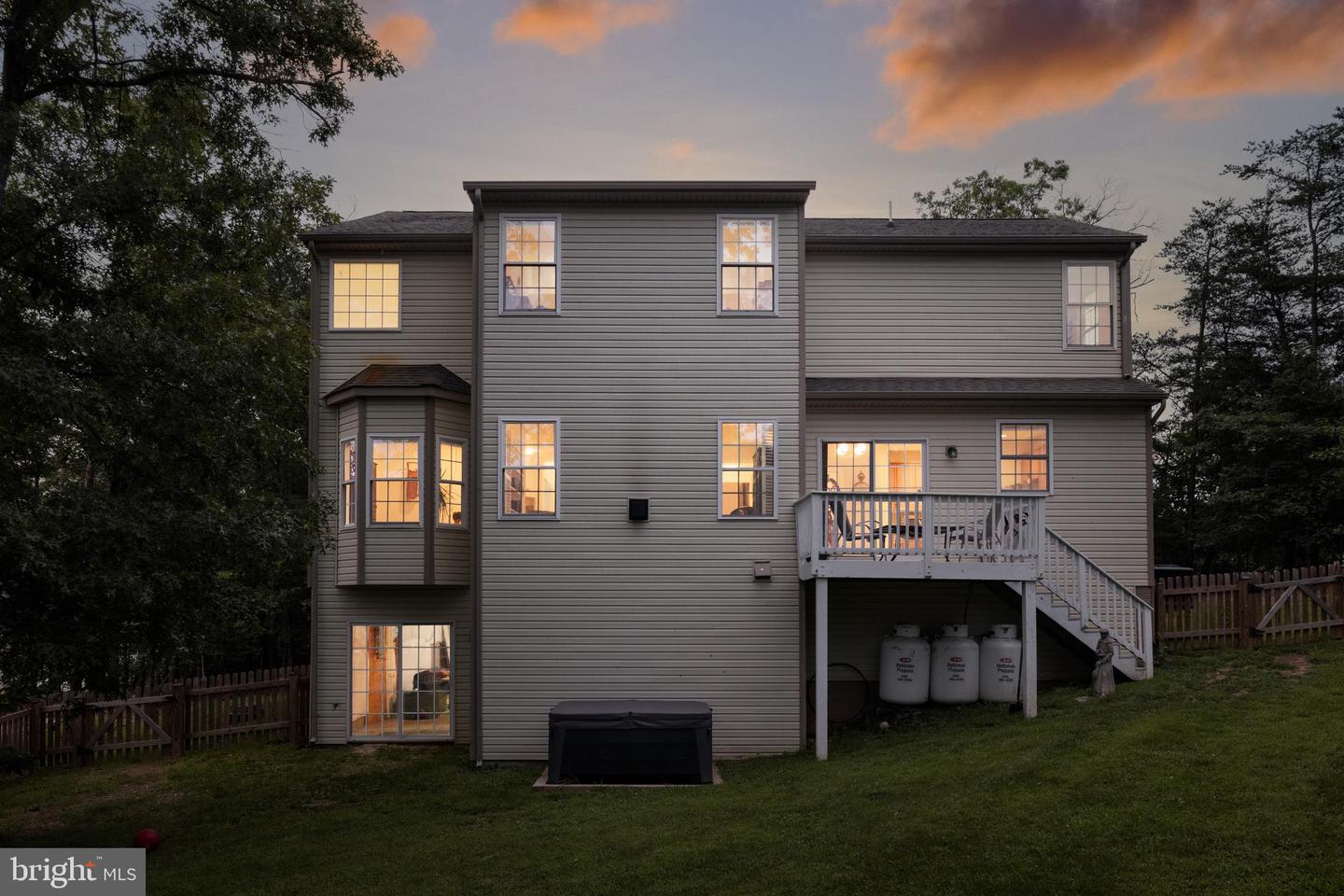 514 SLEIGH DR, CROSS JUNCTION, Virginia 22625, 4 Bedrooms Bedrooms, 12 Rooms Rooms,2 BathroomsBathrooms,Residential,For sale,514 SLEIGH DR,VAFV2035642 MLS # VAFV2035642