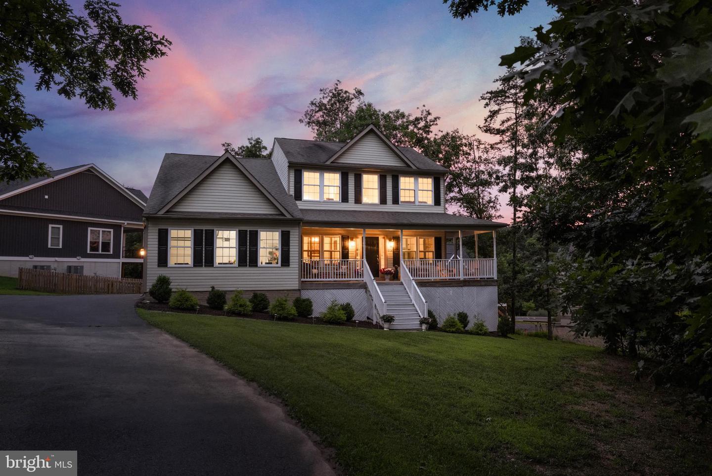 514 SLEIGH DR, CROSS JUNCTION, Virginia 22625, 4 Bedrooms Bedrooms, 12 Rooms Rooms,2 BathroomsBathrooms,Residential,For sale,514 SLEIGH DR,VAFV2035642 MLS # VAFV2035642