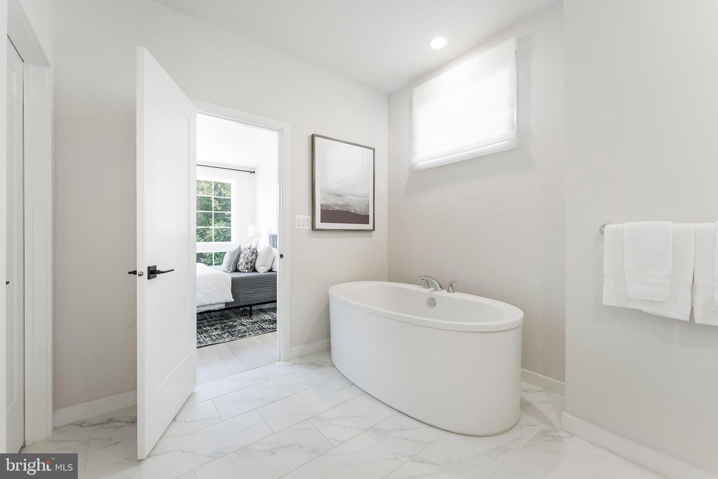 11748 SUNRISE VALLEY DR, RESTON, Virginia 20191, 3 Bedrooms Bedrooms, ,3 BathroomsBathrooms,Residential,For sale,11748 SUNRISE VALLEY DR,VAFX2257388 MLS # VAFX2257388
