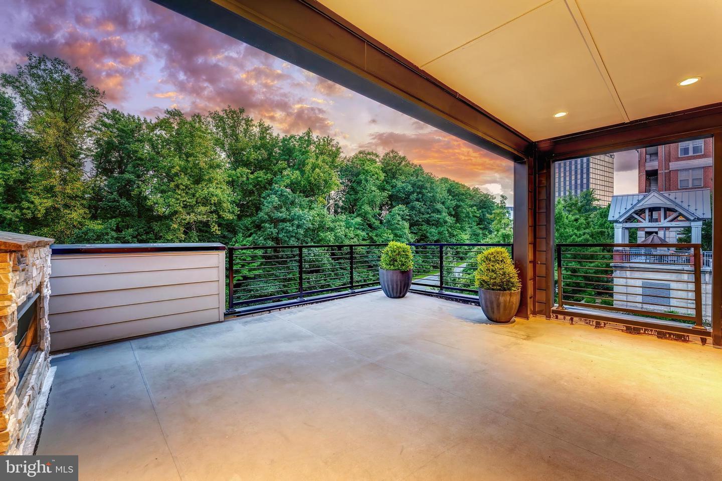 11748 SUNRISE VALLEY DR, RESTON, Virginia 20191, 3 Bedrooms Bedrooms, ,3 BathroomsBathrooms,Residential,For sale,11748 SUNRISE VALLEY DR,VAFX2257388 MLS # VAFX2257388
