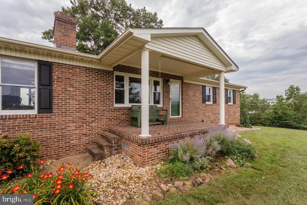5566 BRIERY BRANCH RD, DAYTON, Virginia 22821, 3 Bedrooms Bedrooms, ,2 BathroomsBathrooms,Residential,For sale,5566 BRIERY BRANCH RD,VARO2002458 MLS # VARO2002458