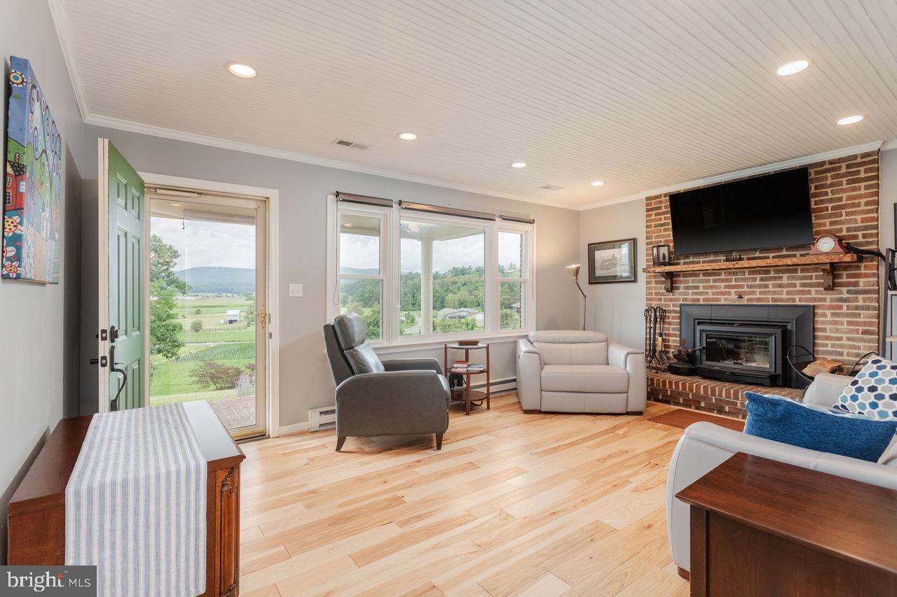 5566 BRIERY BRANCH RD, DAYTON, Virginia 22821, 3 Bedrooms Bedrooms, ,2 BathroomsBathrooms,Residential,For sale,5566 BRIERY BRANCH RD,VARO2002458 MLS # VARO2002458