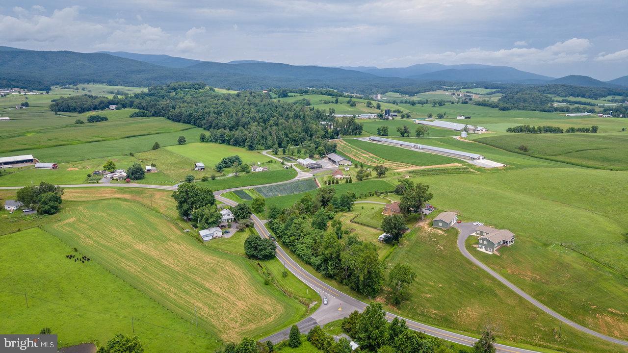 5566 BRIERY BRANCH RD, DAYTON, Virginia 22821, 3 Bedrooms Bedrooms, ,2 BathroomsBathrooms,Residential,For sale,5566 BRIERY BRANCH RD,VARO2002458 MLS # VARO2002458