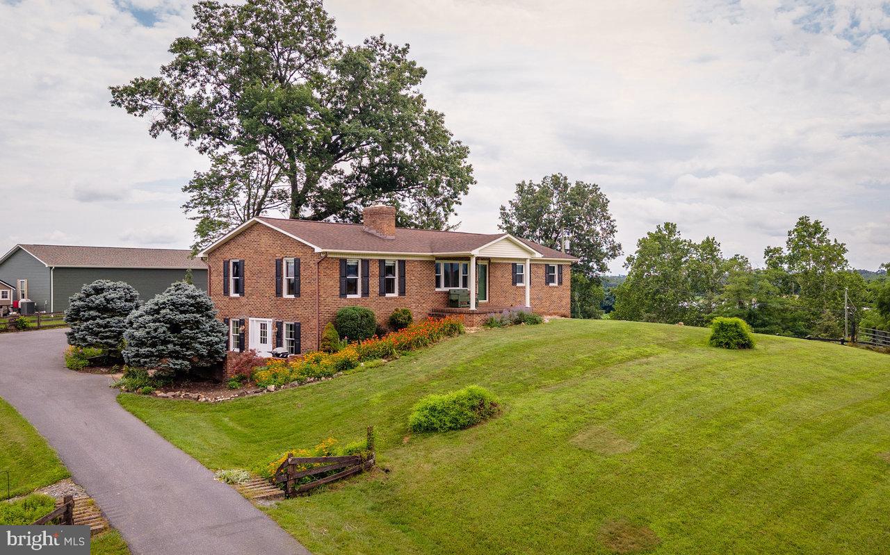 5566 BRIERY BRANCH RD, DAYTON, Virginia 22821, 3 Bedrooms Bedrooms, ,2 BathroomsBathrooms,Residential,For sale,5566 BRIERY BRANCH RD,VARO2002458 MLS # VARO2002458