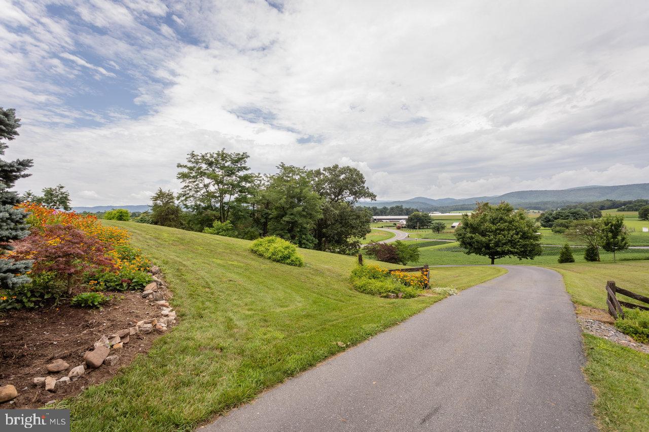 5566 BRIERY BRANCH RD, DAYTON, Virginia 22821, 3 Bedrooms Bedrooms, ,2 BathroomsBathrooms,Residential,For sale,5566 BRIERY BRANCH RD,VARO2002458 MLS # VARO2002458