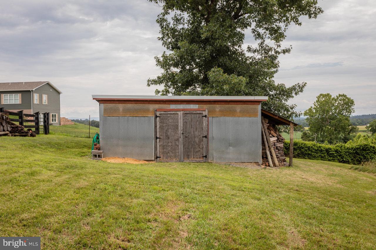 5566 BRIERY BRANCH RD, DAYTON, Virginia 22821, 3 Bedrooms Bedrooms, ,2 BathroomsBathrooms,Residential,For sale,5566 BRIERY BRANCH RD,VARO2002458 MLS # VARO2002458