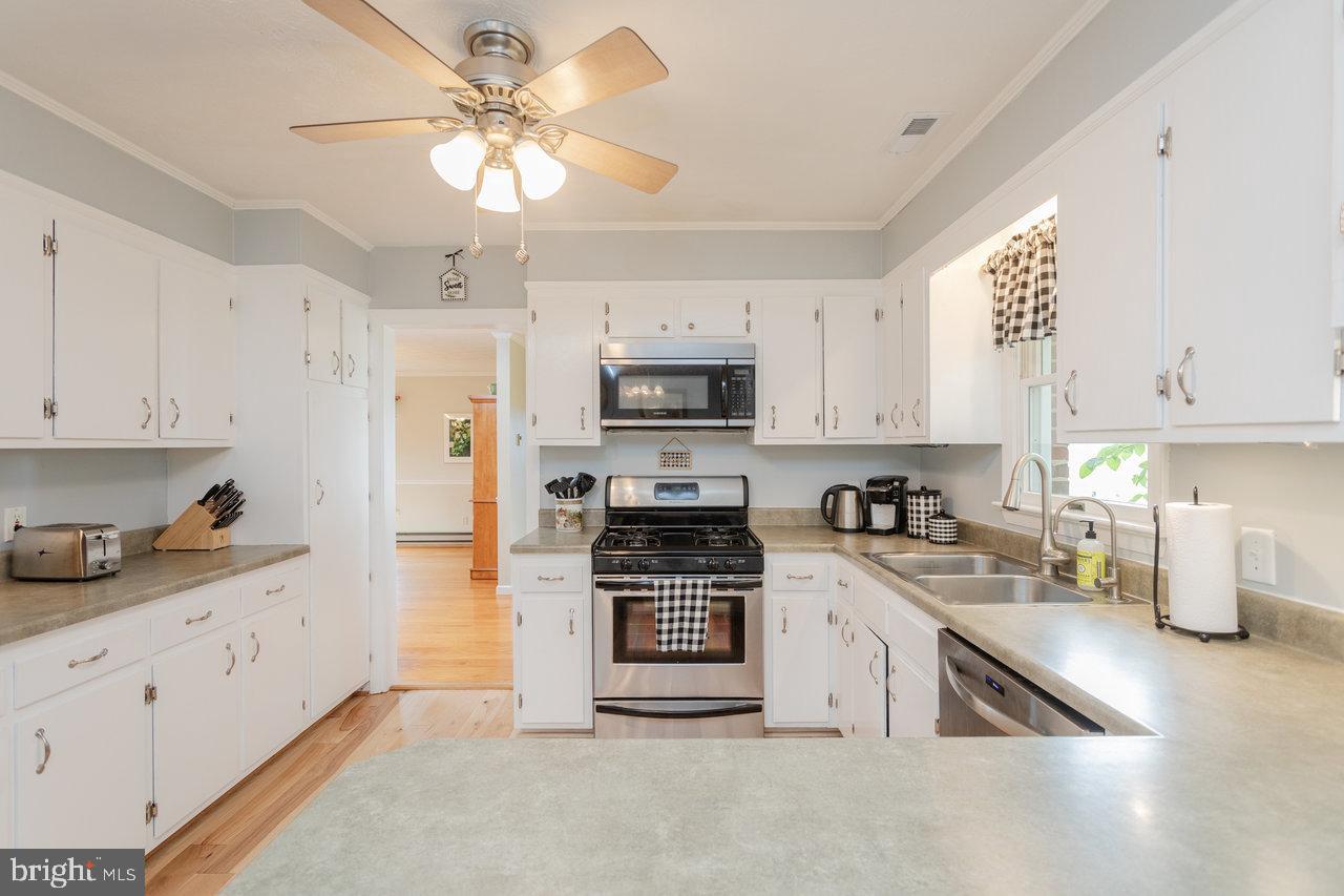 5566 BRIERY BRANCH RD, DAYTON, Virginia 22821, 3 Bedrooms Bedrooms, ,2 BathroomsBathrooms,Residential,For sale,5566 BRIERY BRANCH RD,VARO2002458 MLS # VARO2002458