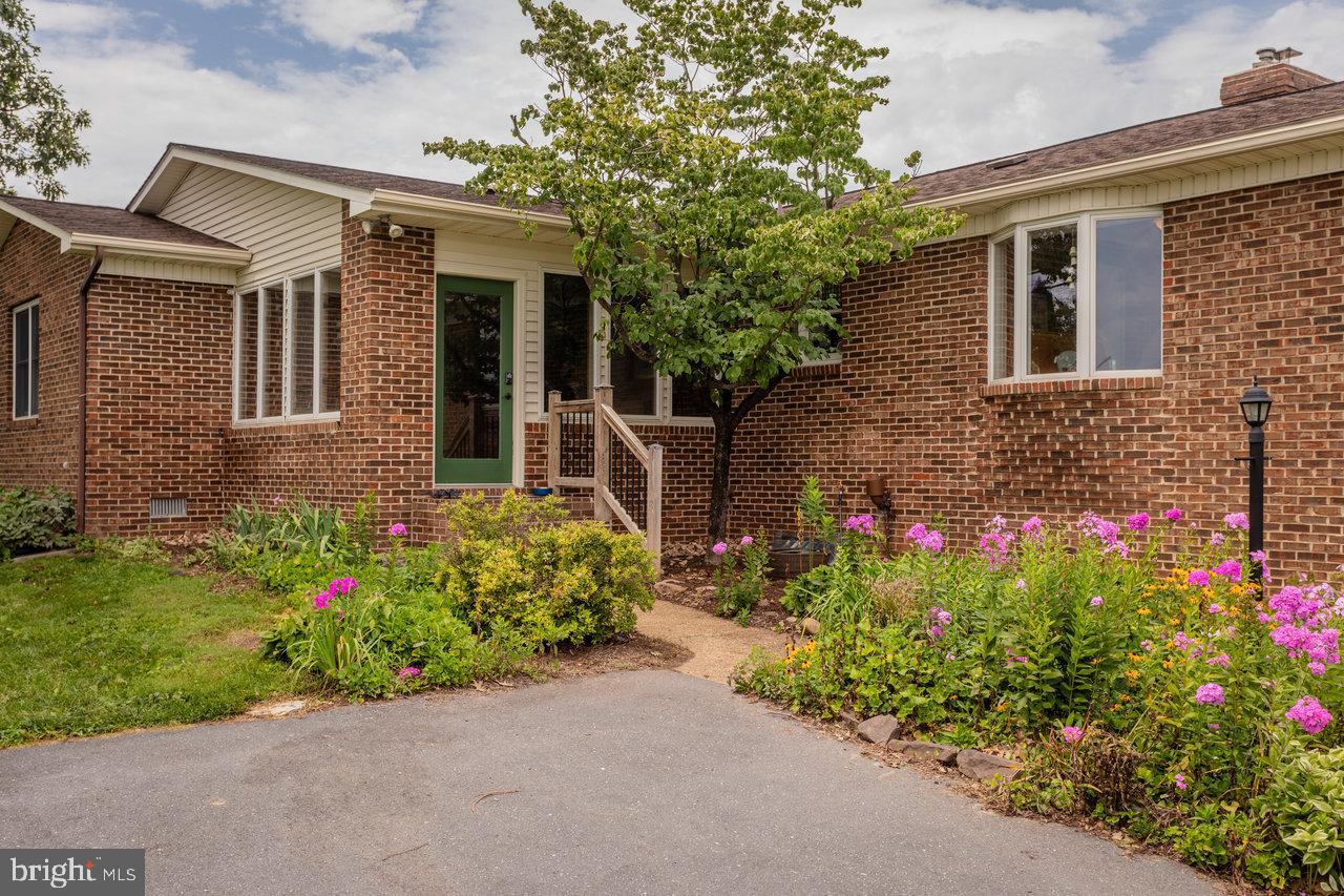 5566 BRIERY BRANCH RD, DAYTON, Virginia 22821, 3 Bedrooms Bedrooms, ,2 BathroomsBathrooms,Residential,For sale,5566 BRIERY BRANCH RD,VARO2002458 MLS # VARO2002458