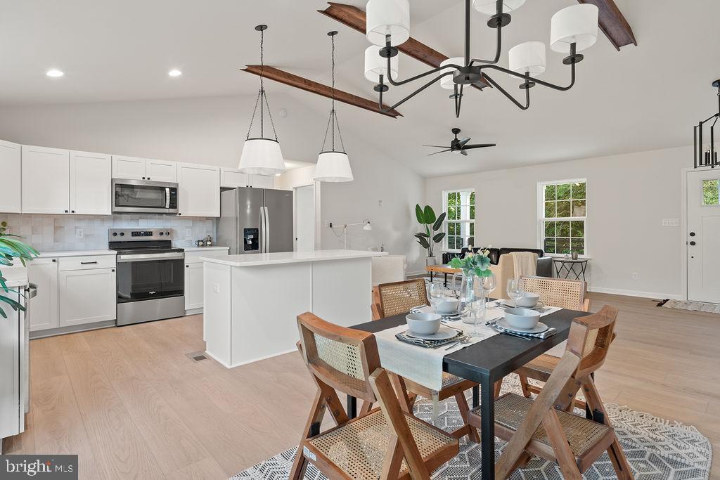 5712 BLUE STAR LN, SPOTSYLVANIA, Virginia 22551, 5 Bedrooms Bedrooms, 8 Rooms Rooms,3 BathroomsBathrooms,Residential,For sale,5712 BLUE STAR LN,VASP2034910 MLS # VASP2034910