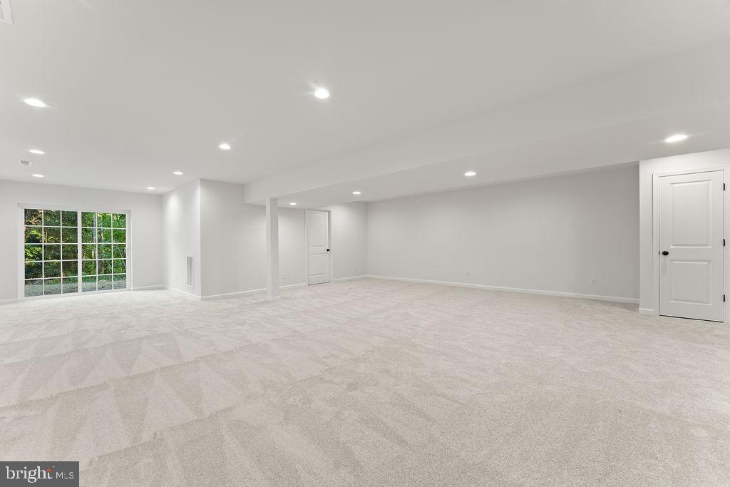 5712 BLUE STAR LN, SPOTSYLVANIA, Virginia 22551, 5 Bedrooms Bedrooms, 8 Rooms Rooms,3 BathroomsBathrooms,Residential,For sale,5712 BLUE STAR LN,VASP2034910 MLS # VASP2034910