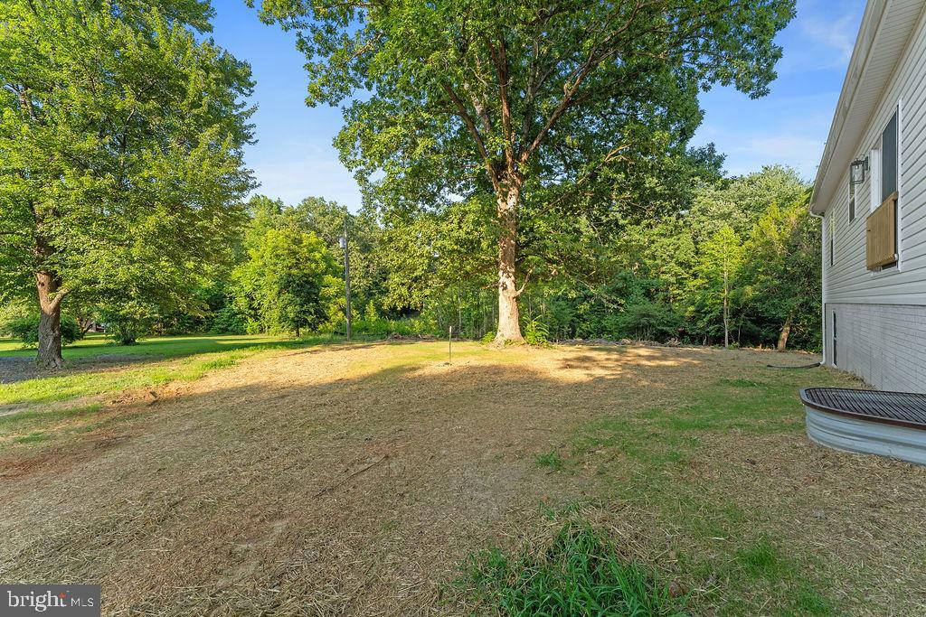 5712 BLUE STAR LN, SPOTSYLVANIA, Virginia 22551, 5 Bedrooms Bedrooms, 8 Rooms Rooms,3 BathroomsBathrooms,Residential,For sale,5712 BLUE STAR LN,VASP2034910 MLS # VASP2034910