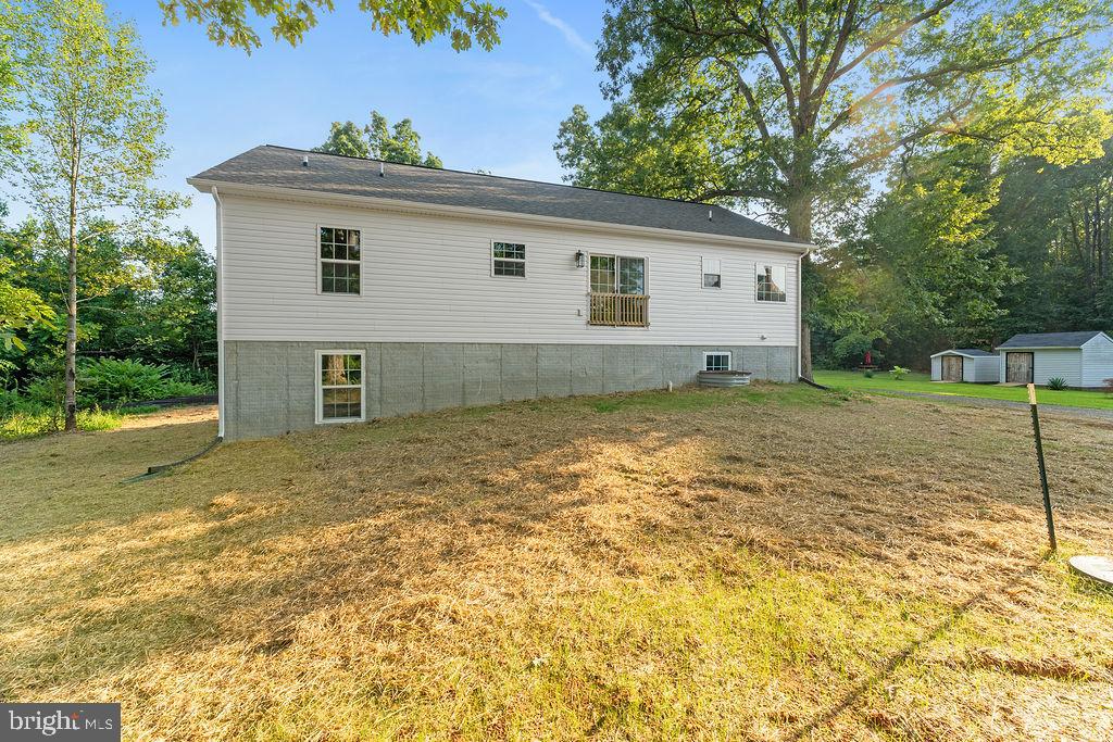5712 BLUE STAR LN, SPOTSYLVANIA, Virginia 22551, 5 Bedrooms Bedrooms, 8 Rooms Rooms,3 BathroomsBathrooms,Residential,For sale,5712 BLUE STAR LN,VASP2034910 MLS # VASP2034910