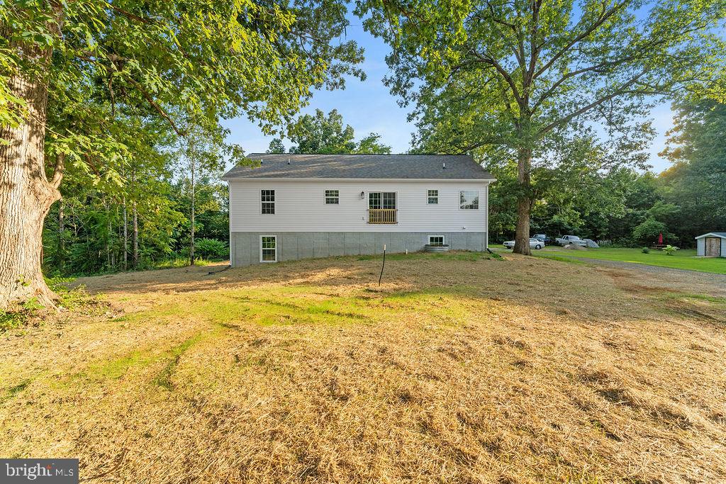 5712 BLUE STAR LN, SPOTSYLVANIA, Virginia 22551, 5 Bedrooms Bedrooms, 8 Rooms Rooms,3 BathroomsBathrooms,Residential,For sale,5712 BLUE STAR LN,VASP2034910 MLS # VASP2034910