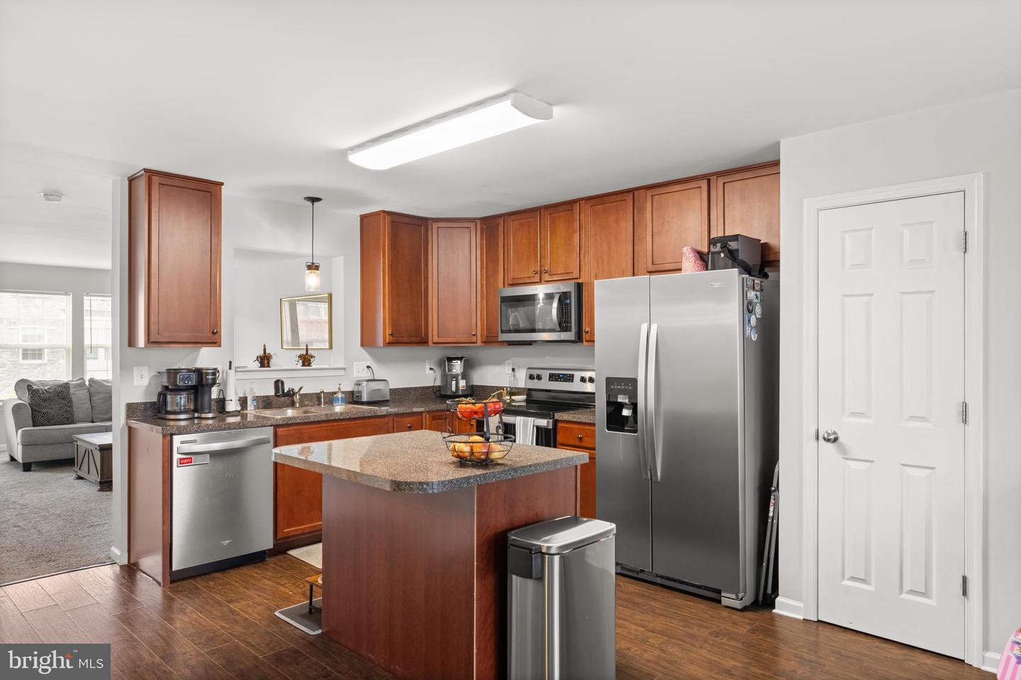 216 MONTICELLO SQ, WINCHESTER, Virginia 22602, 3 Bedrooms Bedrooms, ,2 BathroomsBathrooms,Residential,For sale,216 MONTICELLO SQ,VAFV2035652 MLS # VAFV2035652