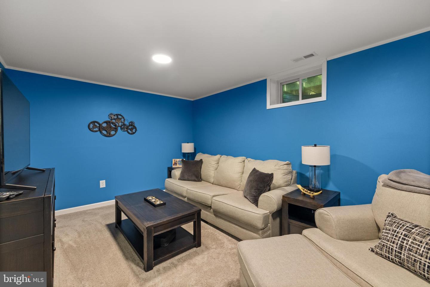 216 MONTICELLO SQ, WINCHESTER, Virginia 22602, 3 Bedrooms Bedrooms, ,2 BathroomsBathrooms,Residential,For sale,216 MONTICELLO SQ,VAFV2035652 MLS # VAFV2035652
