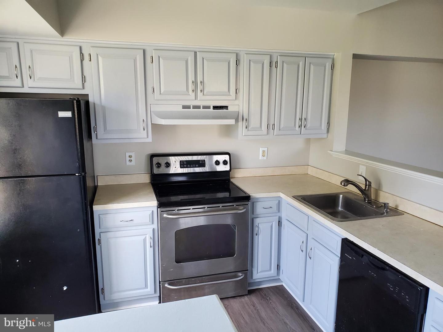 7882 WAVERLEY MILL CT, GAINESVILLE, Virginia 20155, 2 Bedrooms Bedrooms, ,2 BathroomsBathrooms,Residential,For sale,7882 WAVERLEY MILL CT,VAPW2100018 MLS # VAPW2100018