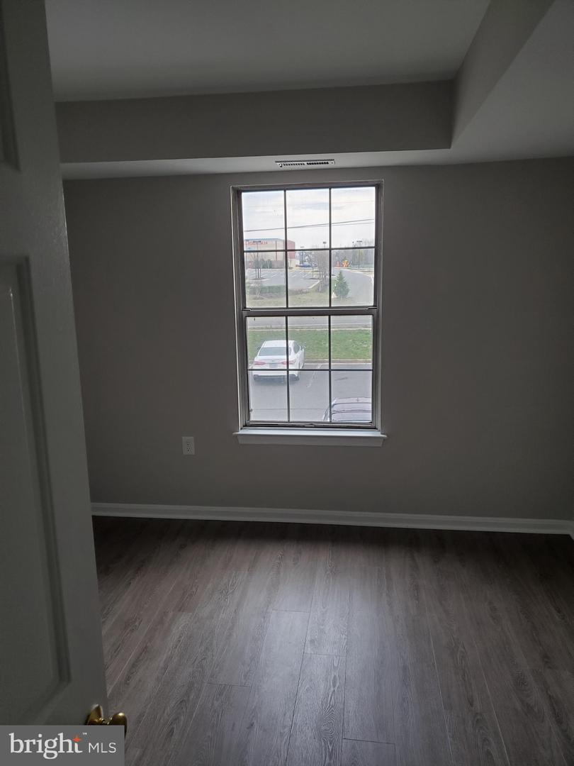 7882 WAVERLEY MILL CT, GAINESVILLE, Virginia 20155, 2 Bedrooms Bedrooms, ,2 BathroomsBathrooms,Residential,For sale,7882 WAVERLEY MILL CT,VAPW2100018 MLS # VAPW2100018