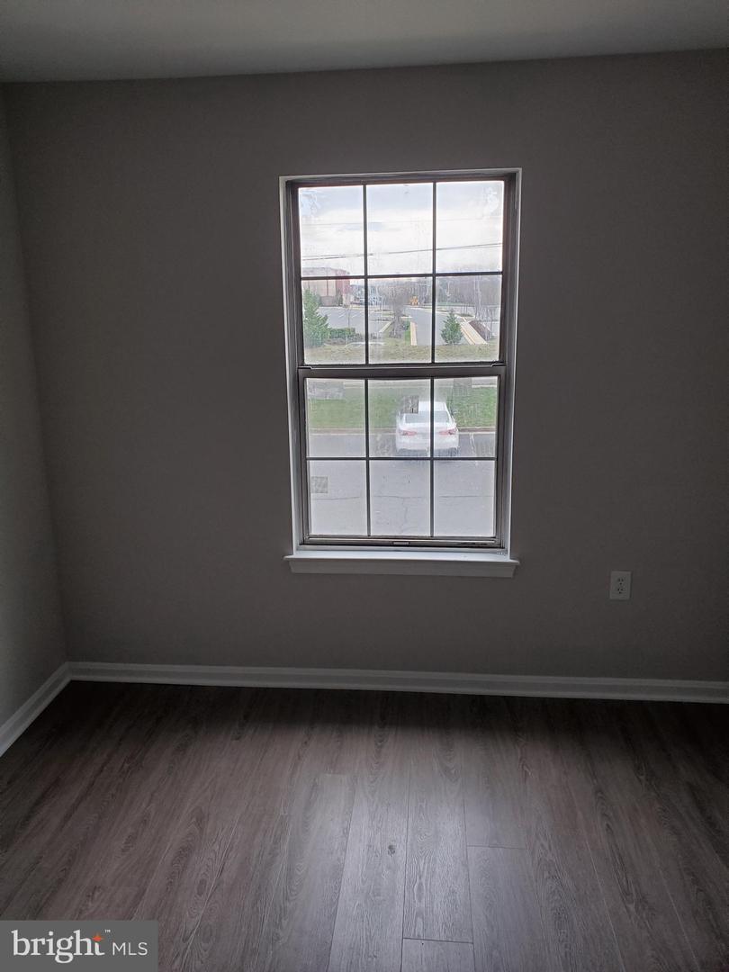 7882 WAVERLEY MILL CT, GAINESVILLE, Virginia 20155, 2 Bedrooms Bedrooms, ,2 BathroomsBathrooms,Residential,For sale,7882 WAVERLEY MILL CT,VAPW2100018 MLS # VAPW2100018
