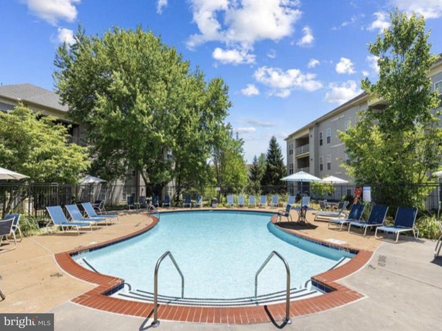 11337 WESTBROOK MILL LANE #201, FAIRFAX, Virginia 22030, 2 Bedrooms Bedrooms, ,2 BathroomsBathrooms,Residential,For sale,11337 WESTBROOK MILL LANE #201,VAFX2257636 MLS # VAFX2257636