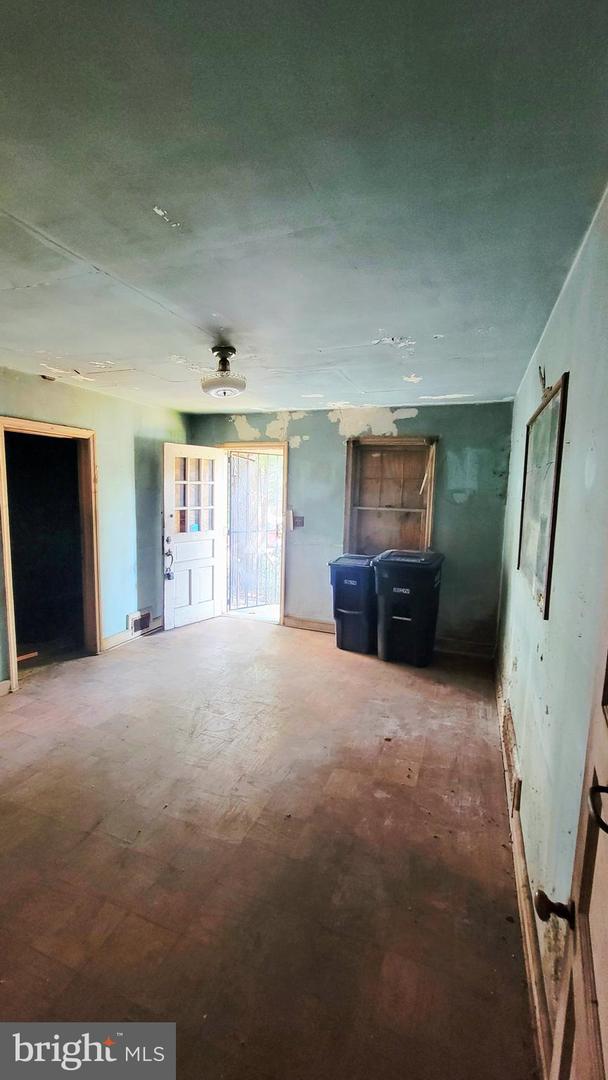 5220 CLAY ST NE, WASHINGTON, District Of Columbia 20019, 2 Bedrooms Bedrooms, ,1 BathroomBathrooms,Residential,For sale,5220 CLAY ST NE,DCDC2212124 MLS # DCDC2212124
