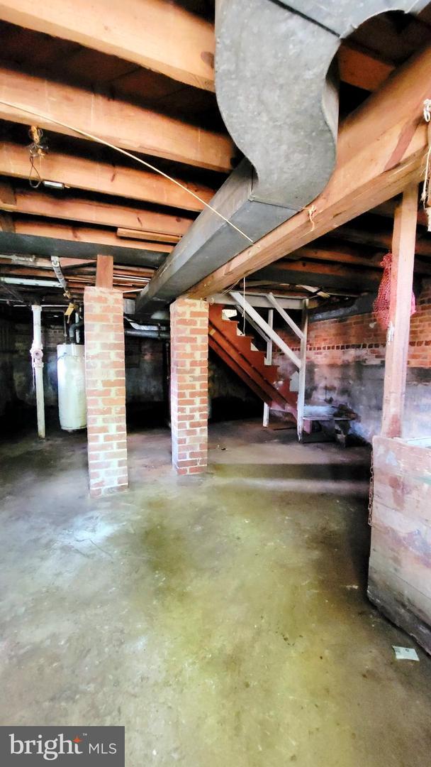 5220 CLAY ST NE, WASHINGTON, District Of Columbia 20019, 2 Bedrooms Bedrooms, ,1 BathroomBathrooms,Residential,For sale,5220 CLAY ST NE,DCDC2212124 MLS # DCDC2212124