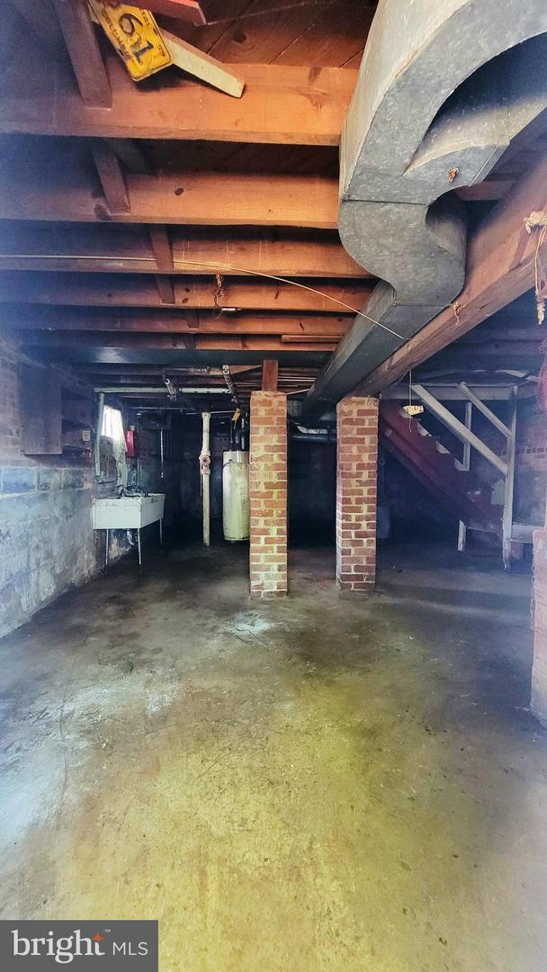 5220 CLAY ST NE, WASHINGTON, District Of Columbia 20019, 2 Bedrooms Bedrooms, ,1 BathroomBathrooms,Residential,For sale,5220 CLAY ST NE,DCDC2212124 MLS # DCDC2212124