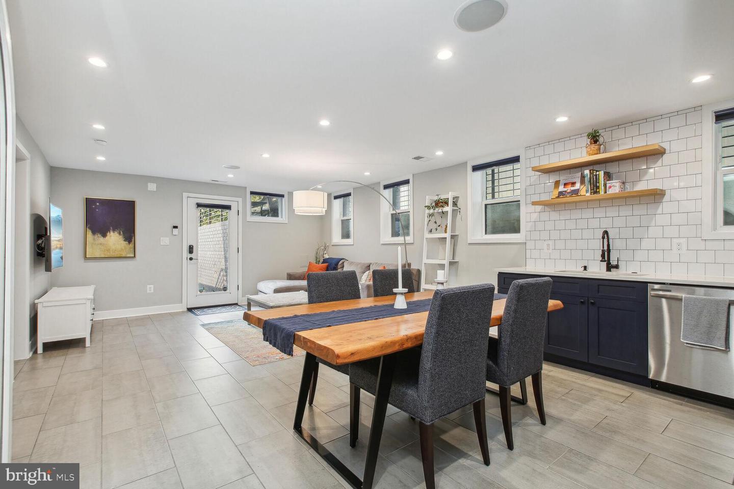 216 T ST NE #1, WASHINGTON, District Of Columbia 20002, 2 Bedrooms Bedrooms, ,2 BathroomsBathrooms,Residential,For sale,216 T ST NE #1,DCDC2212132 MLS # DCDC2212132