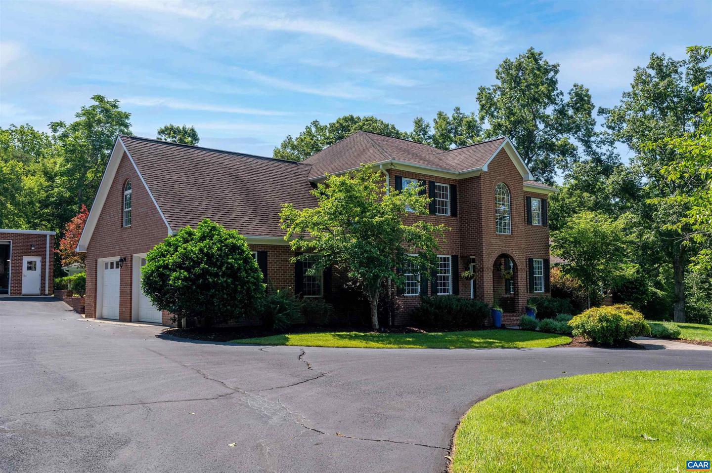 2865 PROFFIT RD, CHARLOTTESVILLE, Virginia 22911, 5 Bedrooms Bedrooms, ,2 BathroomsBathrooms,Residential,For sale,2865 PROFFIT RD,667143 MLS # 667143
