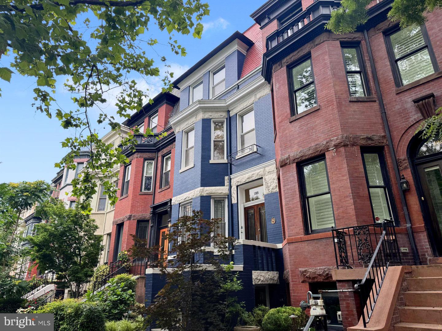 1905 S ST NW, WASHINGTON, District Of Columbia 20009, 6 Bedrooms Bedrooms, ,4 BathroomsBathrooms,Residential,For sale,1905 S ST NW,DCDC2212172 MLS # DCDC2212172