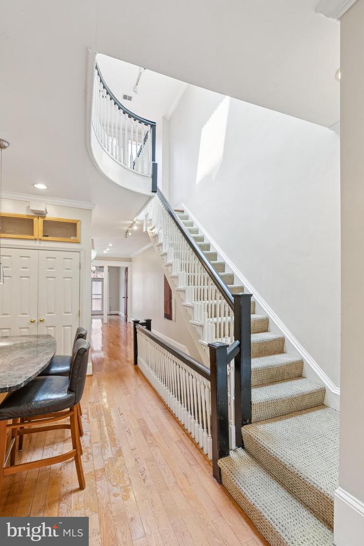 1905 S ST NW, WASHINGTON, District Of Columbia 20009, 6 Bedrooms Bedrooms, ,4 BathroomsBathrooms,Residential,For sale,1905 S ST NW,DCDC2212172 MLS # DCDC2212172
