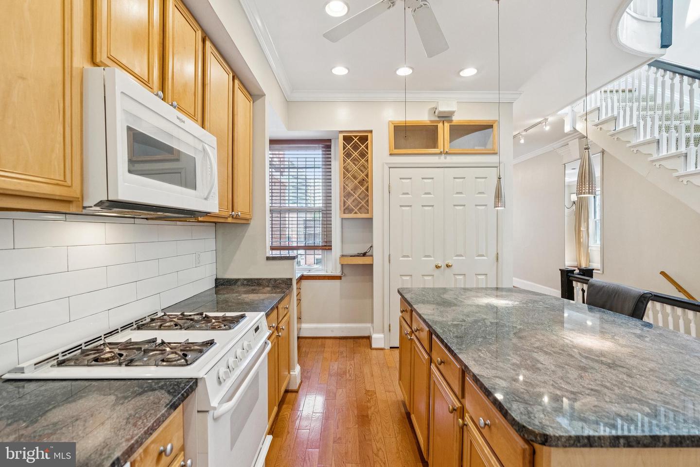 1905 S ST NW, WASHINGTON, District Of Columbia 20009, 6 Bedrooms Bedrooms, ,4 BathroomsBathrooms,Residential,For sale,1905 S ST NW,DCDC2212172 MLS # DCDC2212172