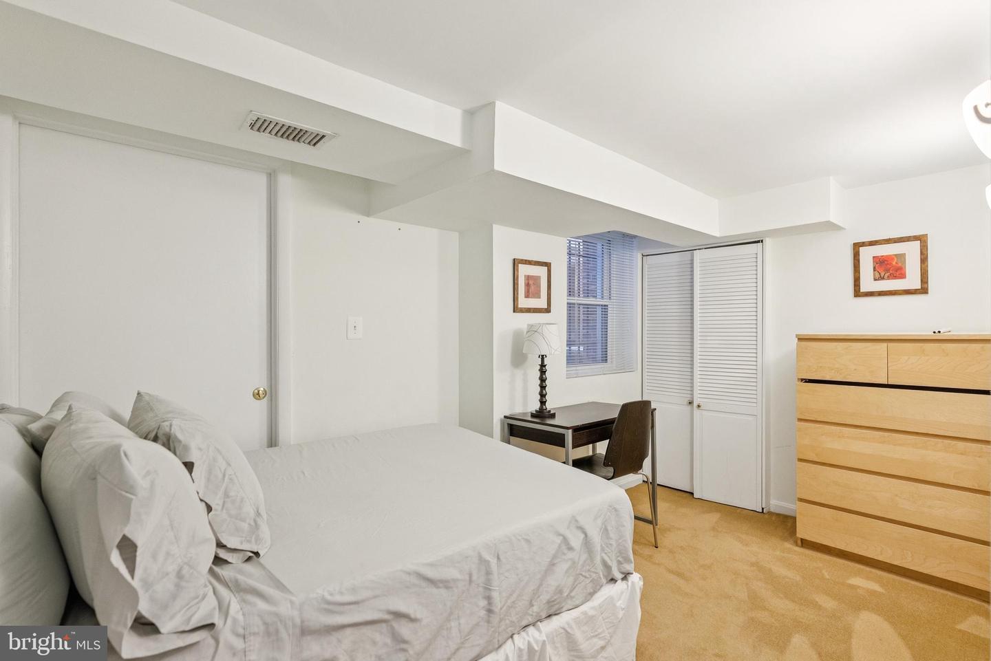 1905 S ST NW, WASHINGTON, District Of Columbia 20009, 6 Bedrooms Bedrooms, ,4 BathroomsBathrooms,Residential,For sale,1905 S ST NW,DCDC2212172 MLS # DCDC2212172