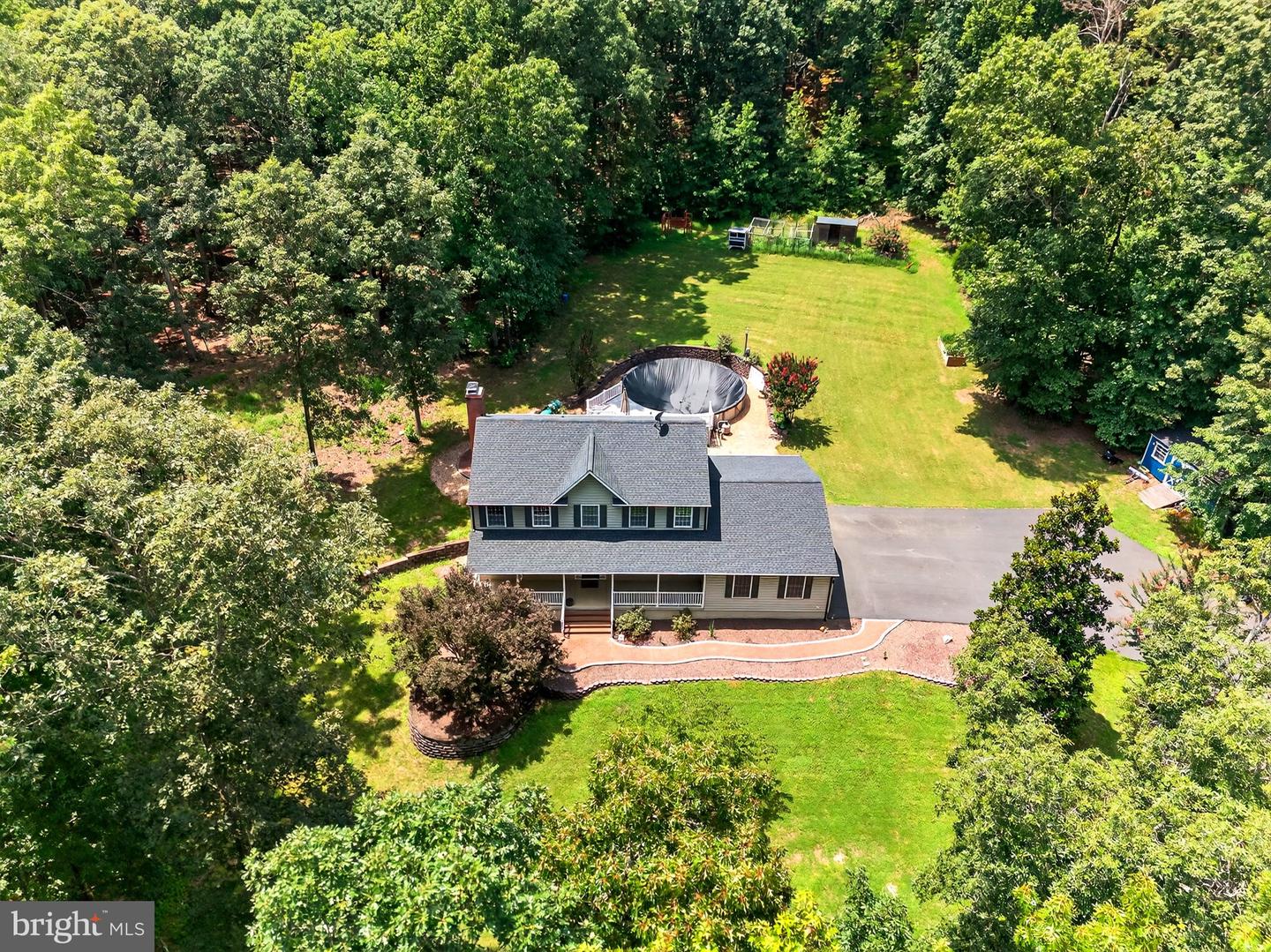 124 FAWN HILLS DR, FREDERICKSBURG, Virginia 22407, 5 Bedrooms Bedrooms, ,3 BathroomsBathrooms,Residential,For sale,124 FAWN HILLS DR,VASP2034952 MLS # VASP2034952