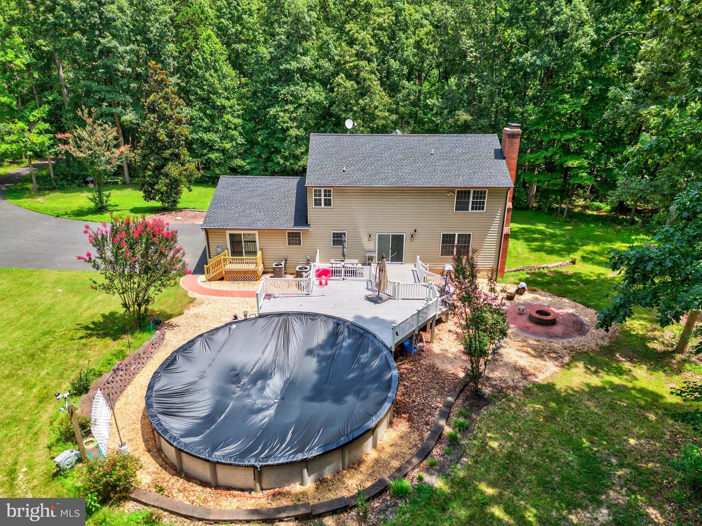 124 FAWN HILLS DR, FREDERICKSBURG, Virginia 22407, 5 Bedrooms Bedrooms, ,3 BathroomsBathrooms,Residential,For sale,124 FAWN HILLS DR,VASP2034952 MLS # VASP2034952