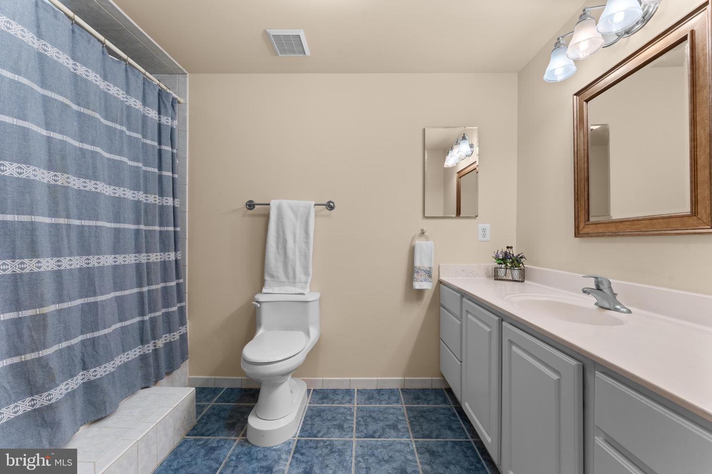 17337 BERKSHIRE DR, JEFFERSONTON, Virginia 22724, 5 Bedrooms Bedrooms, ,4 BathroomsBathrooms,Residential,For sale,17337 BERKSHIRE DR,VACU2011092 MLS # VACU2011092