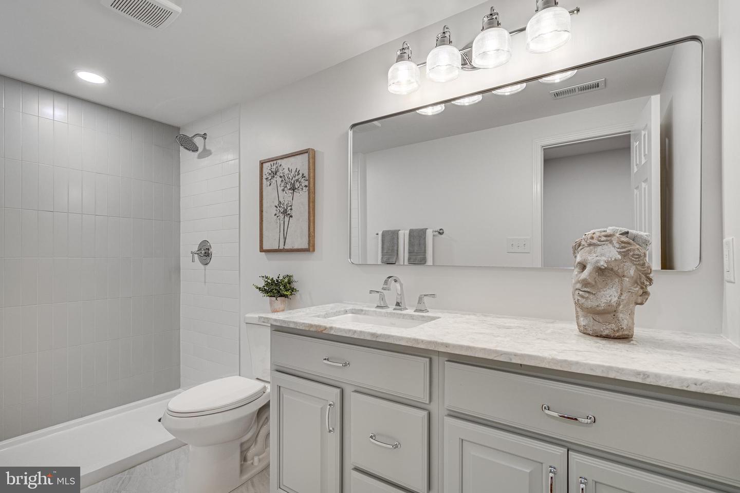 5228 PUMPHREY DR, FAIRFAX, Virginia 22032, 4 Bedrooms Bedrooms, ,3 BathroomsBathrooms,Residential,For sale,5228 PUMPHREY DR,VAFX2257742 MLS # VAFX2257742