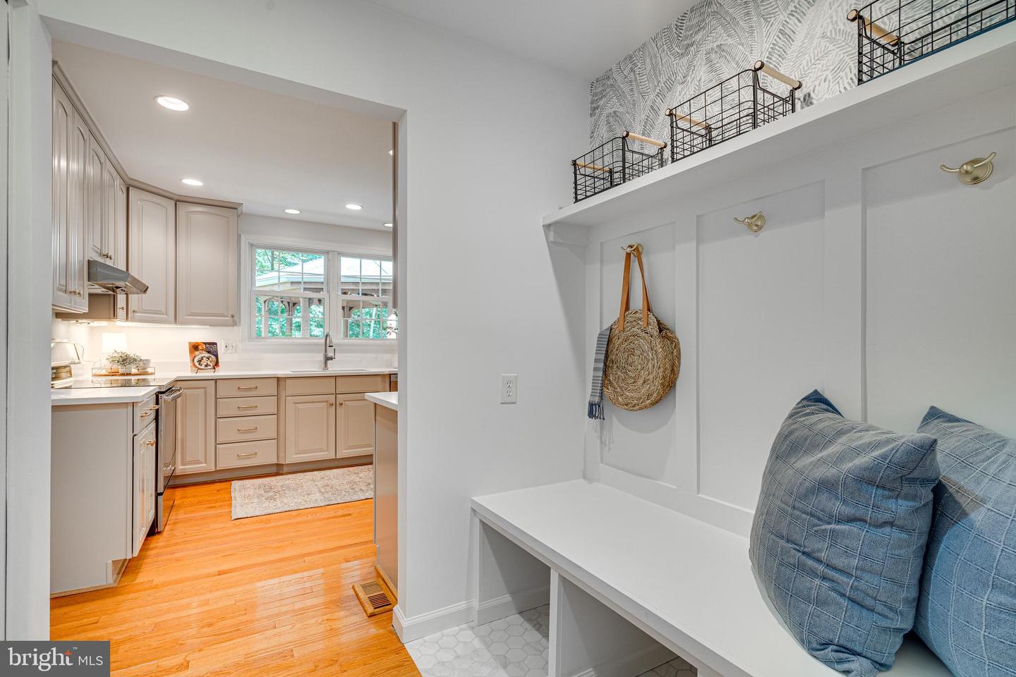 5228 PUMPHREY DR, FAIRFAX, Virginia 22032, 4 Bedrooms Bedrooms, ,3 BathroomsBathrooms,Residential,For sale,5228 PUMPHREY DR,VAFX2257742 MLS # VAFX2257742