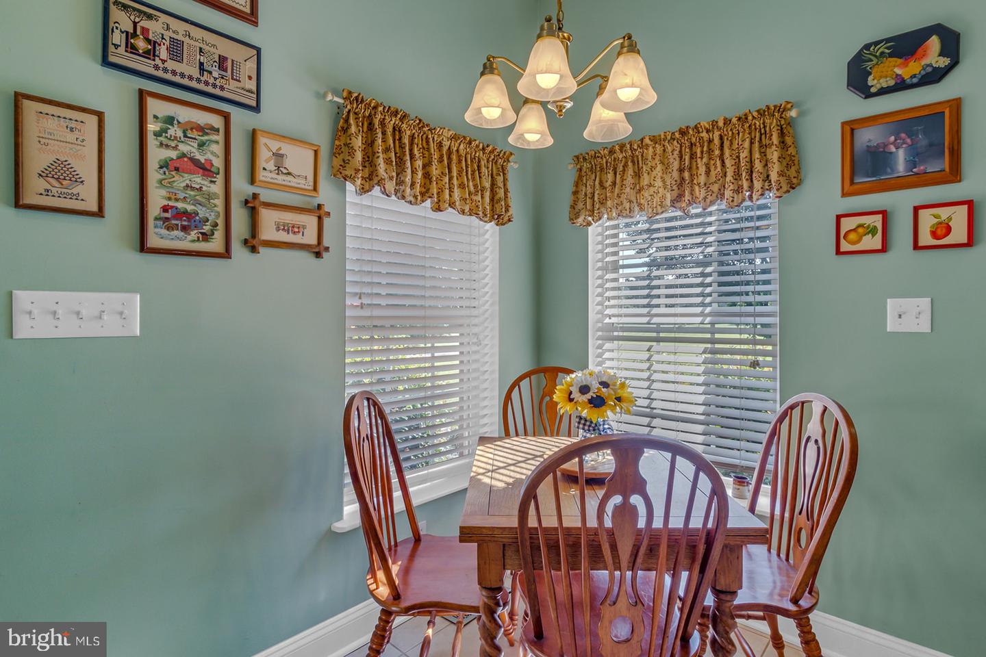813 COAN HARBOUR DR, LOTTSBURG, Virginia 22511, 4 Bedrooms Bedrooms, 9 Rooms Rooms,3 BathroomsBathrooms,Residential,For sale,813 COAN HARBOUR DR,VANV2001698 MLS # VANV2001698