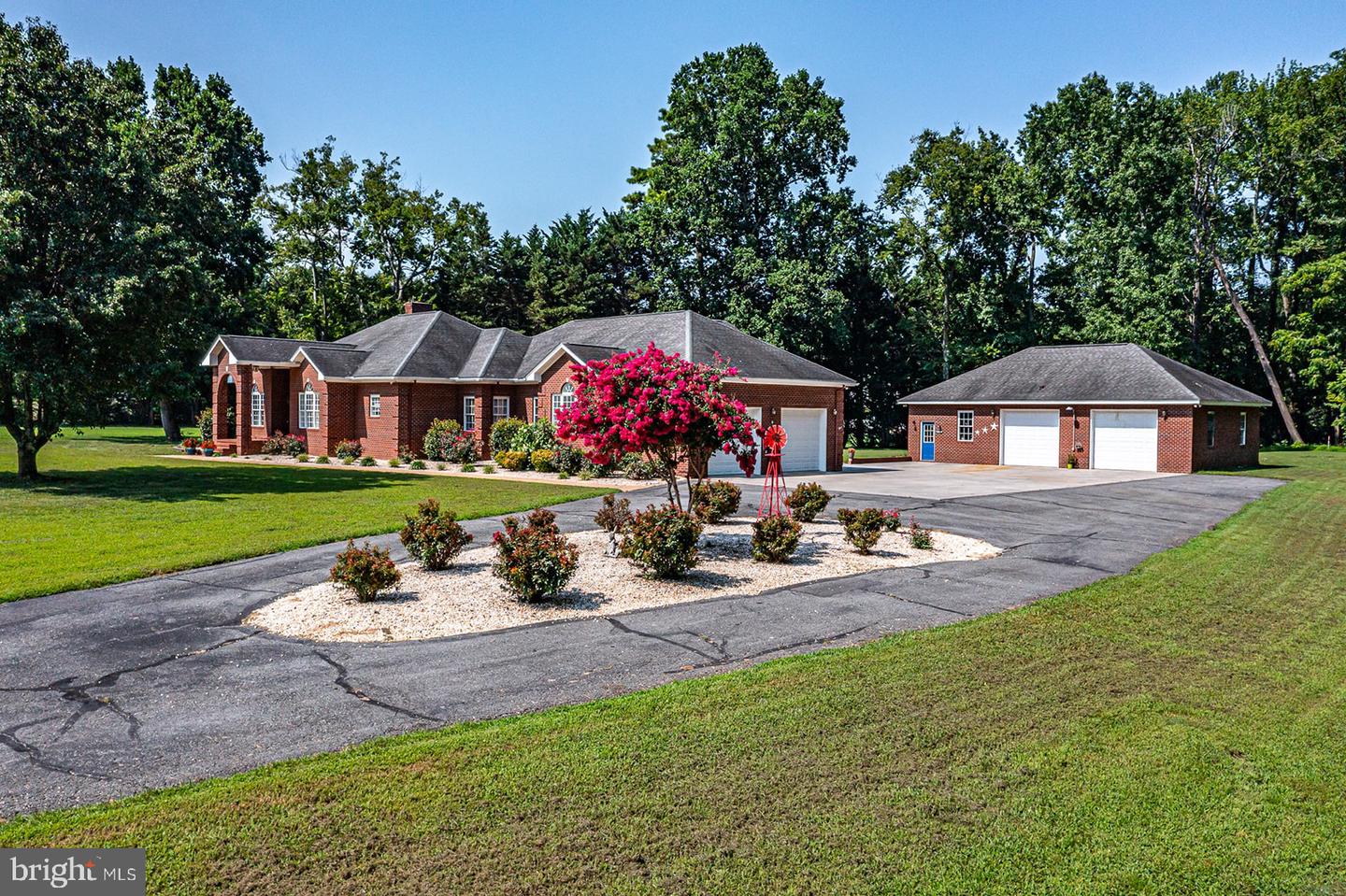 813 COAN HARBOUR DR, LOTTSBURG, Virginia 22511, 4 Bedrooms Bedrooms, 9 Rooms Rooms,3 BathroomsBathrooms,Residential,For sale,813 COAN HARBOUR DR,VANV2001698 MLS # VANV2001698