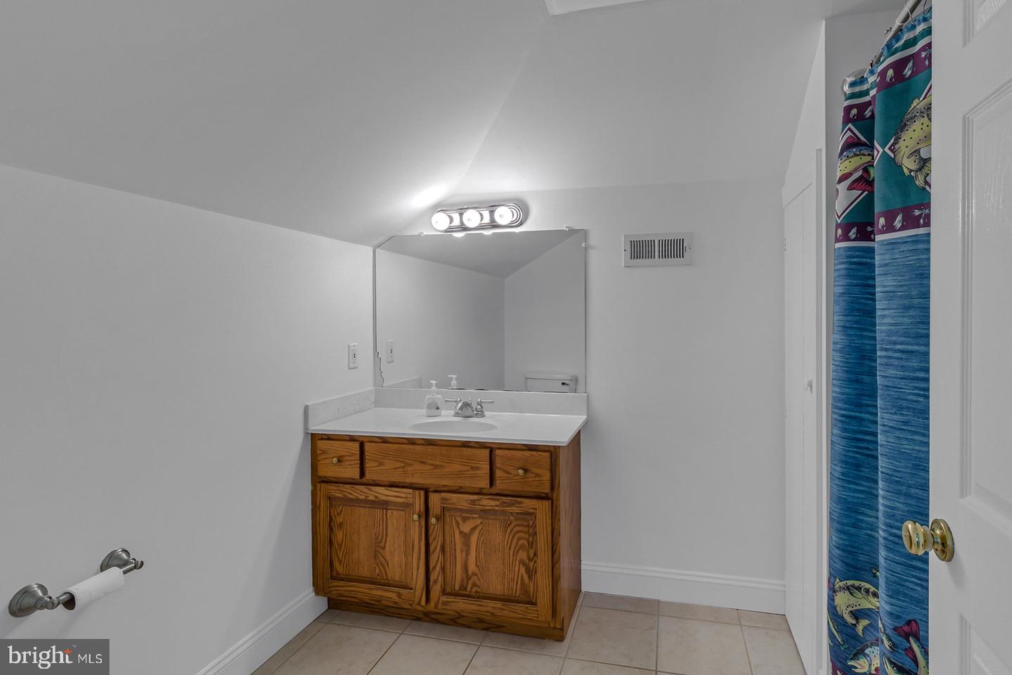 813 COAN HARBOUR DR, LOTTSBURG, Virginia 22511, 4 Bedrooms Bedrooms, 9 Rooms Rooms,3 BathroomsBathrooms,Residential,For sale,813 COAN HARBOUR DR,VANV2001698 MLS # VANV2001698