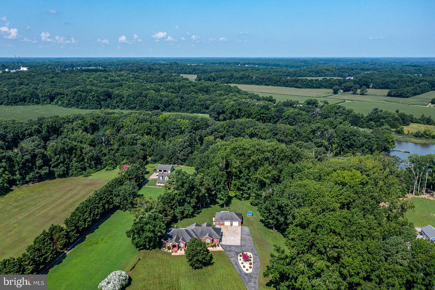 813 COAN HARBOUR DR, LOTTSBURG, Virginia 22511, 4 Bedrooms Bedrooms, 9 Rooms Rooms,3 BathroomsBathrooms,Residential,For sale,813 COAN HARBOUR DR,VANV2001698 MLS # VANV2001698