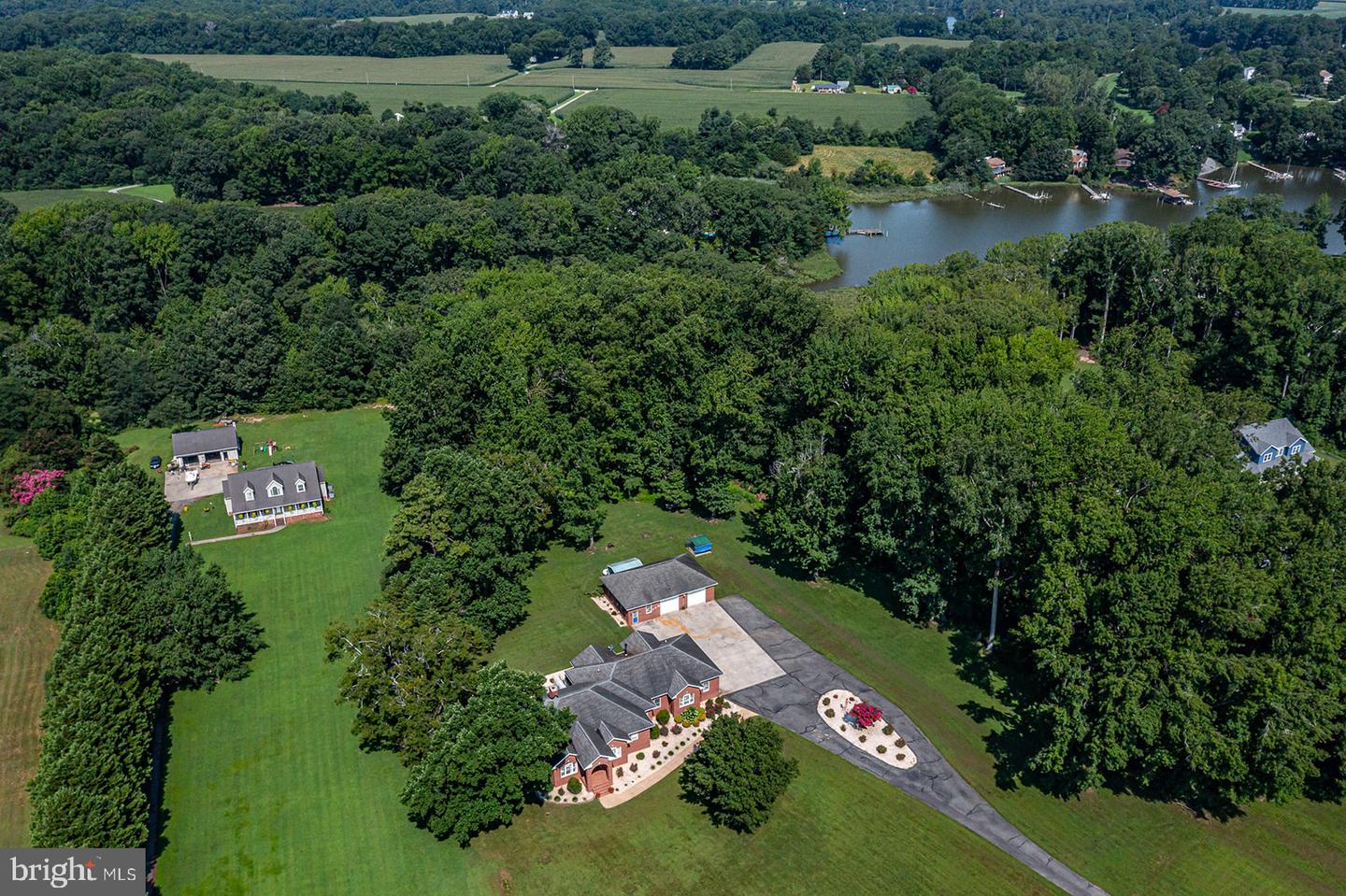 813 COAN HARBOUR DR, LOTTSBURG, Virginia 22511, 4 Bedrooms Bedrooms, 9 Rooms Rooms,3 BathroomsBathrooms,Residential,For sale,813 COAN HARBOUR DR,VANV2001698 MLS # VANV2001698