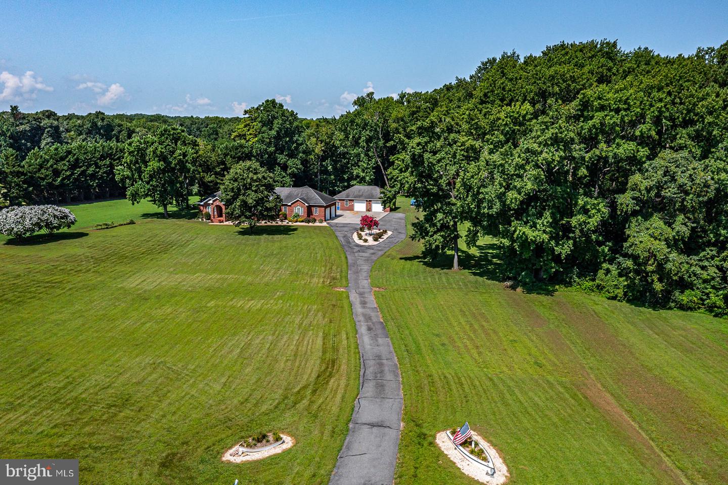 813 COAN HARBOUR DR, LOTTSBURG, Virginia 22511, 4 Bedrooms Bedrooms, 9 Rooms Rooms,3 BathroomsBathrooms,Residential,For sale,813 COAN HARBOUR DR,VANV2001698 MLS # VANV2001698