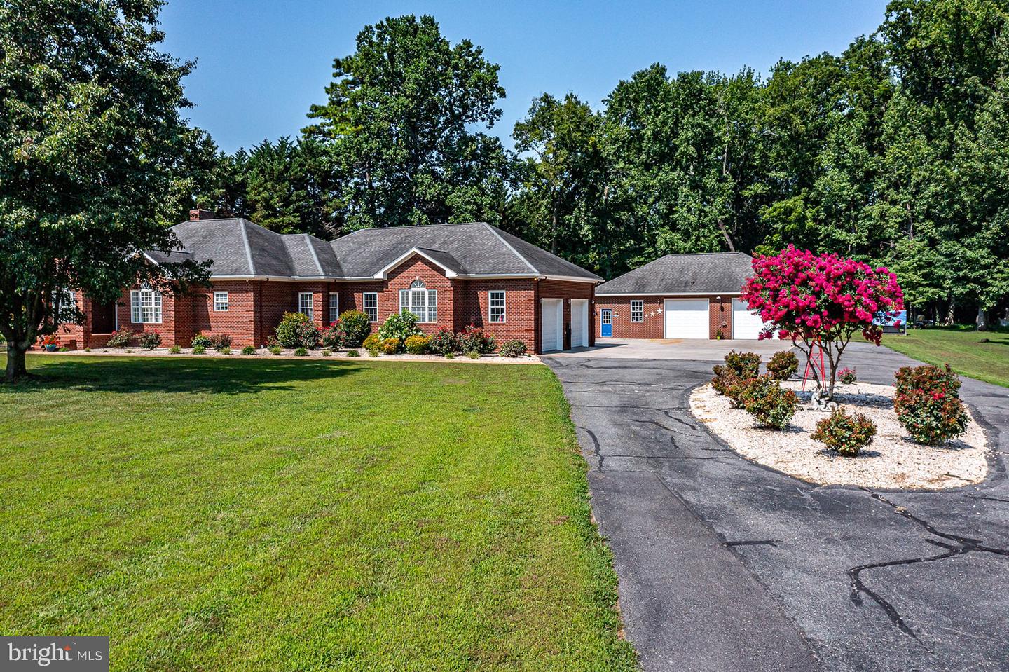 813 COAN HARBOUR DR, LOTTSBURG, Virginia 22511, 4 Bedrooms Bedrooms, 9 Rooms Rooms,3 BathroomsBathrooms,Residential,For sale,813 COAN HARBOUR DR,VANV2001698 MLS # VANV2001698