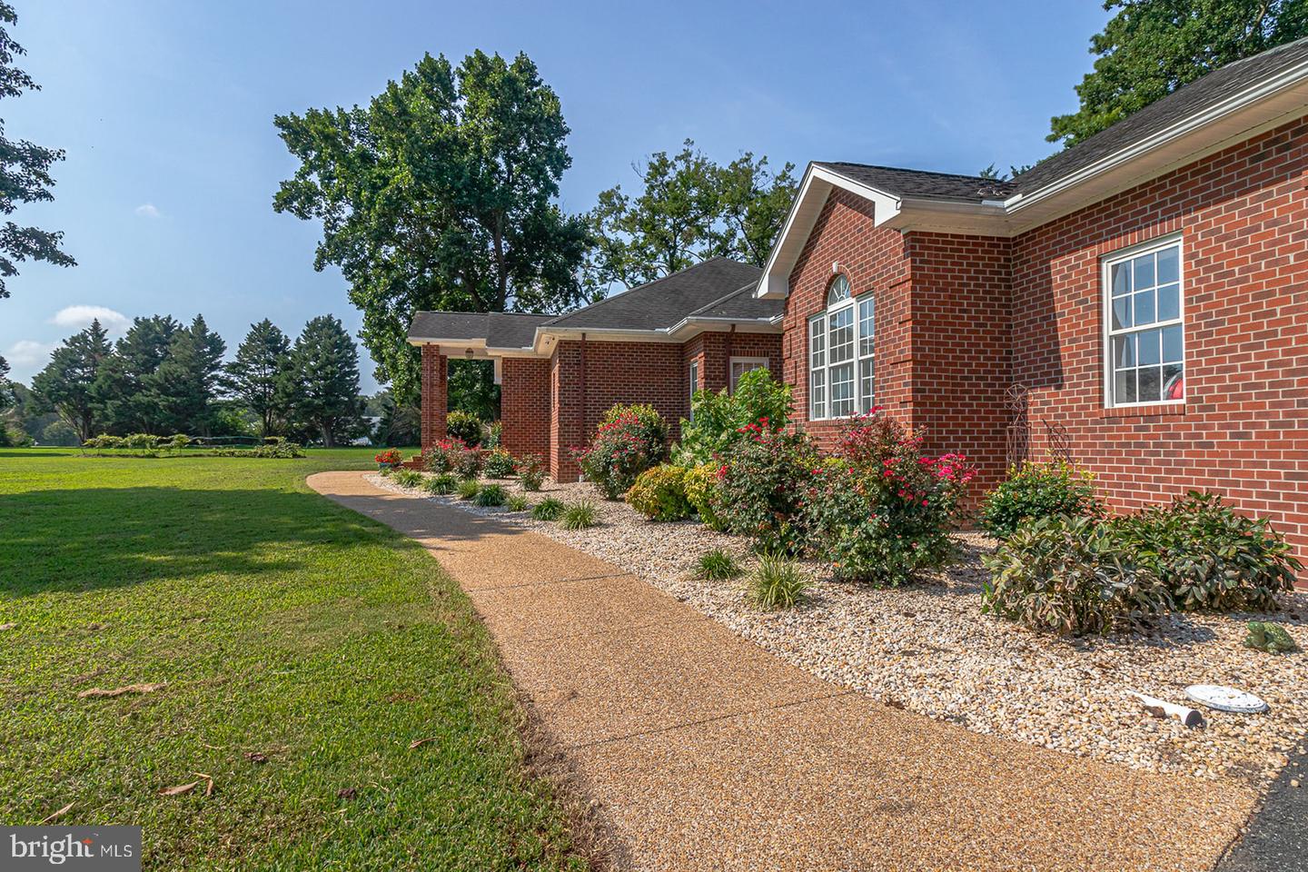 813 COAN HARBOUR DR, LOTTSBURG, Virginia 22511, 4 Bedrooms Bedrooms, 9 Rooms Rooms,3 BathroomsBathrooms,Residential,For sale,813 COAN HARBOUR DR,VANV2001698 MLS # VANV2001698