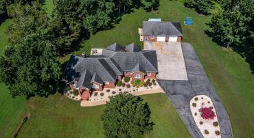 813 COAN HARBOUR DR, LOTTSBURG, Virginia 22511, 4 Bedrooms Bedrooms, 9 Rooms Rooms,3 BathroomsBathrooms,Residential,For sale,813 COAN HARBOUR DR,VANV2001698 MLS # VANV2001698