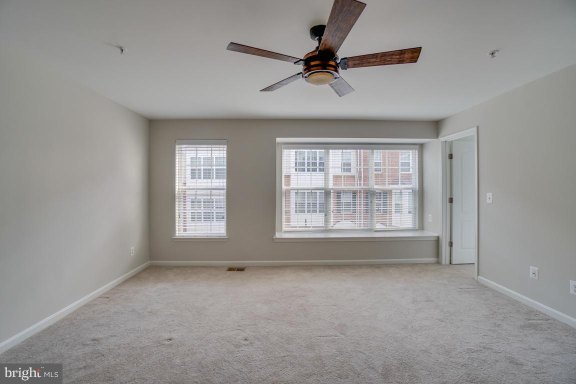 6153 ASTER HAVEN CIR #57, HAYMARKET, Virginia 20169, 3 Bedrooms Bedrooms, ,2 BathroomsBathrooms,Residential,For sale,6153 ASTER HAVEN CIR #57,VAPW2100100 MLS # VAPW2100100