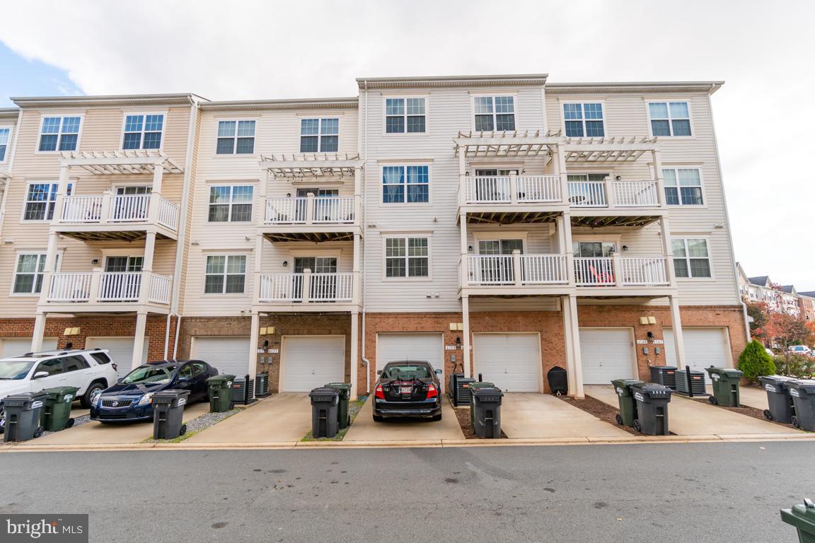 6153 ASTER HAVEN CIR #57, HAYMARKET, Virginia 20169, 3 Bedrooms Bedrooms, ,2 BathroomsBathrooms,Residential,For sale,6153 ASTER HAVEN CIR #57,VAPW2100100 MLS # VAPW2100100