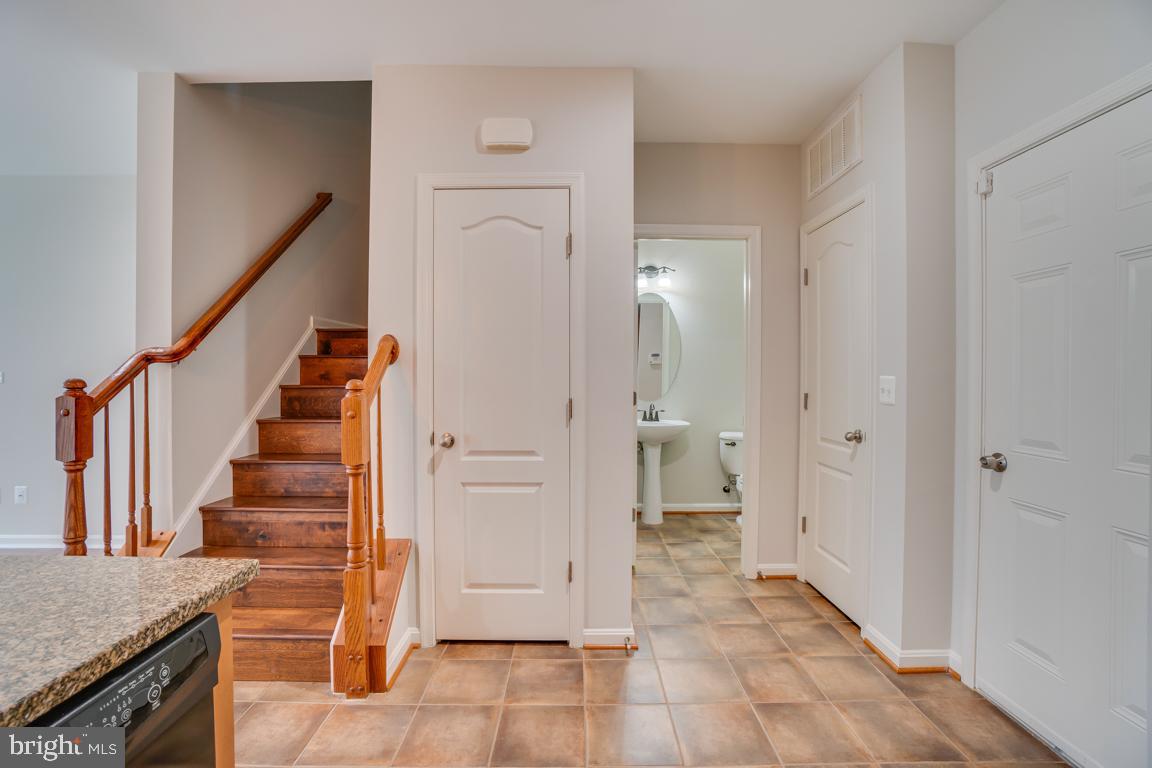 6153 ASTER HAVEN CIR #57, HAYMARKET, Virginia 20169, 3 Bedrooms Bedrooms, ,2 BathroomsBathrooms,Residential,For sale,6153 ASTER HAVEN CIR #57,VAPW2100100 MLS # VAPW2100100