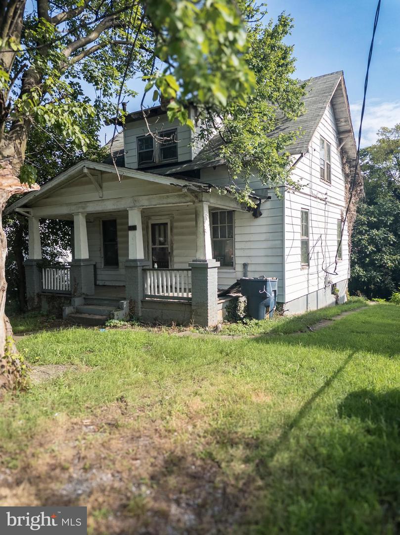 1617 LOUDON AVE NW, ROANOKE, Virginia 24018, 3 Bedrooms Bedrooms, ,1 BathroomBathrooms,Residential,For sale,1617 LOUDON AVE NW,VARK2000046 MLS # VARK2000046
